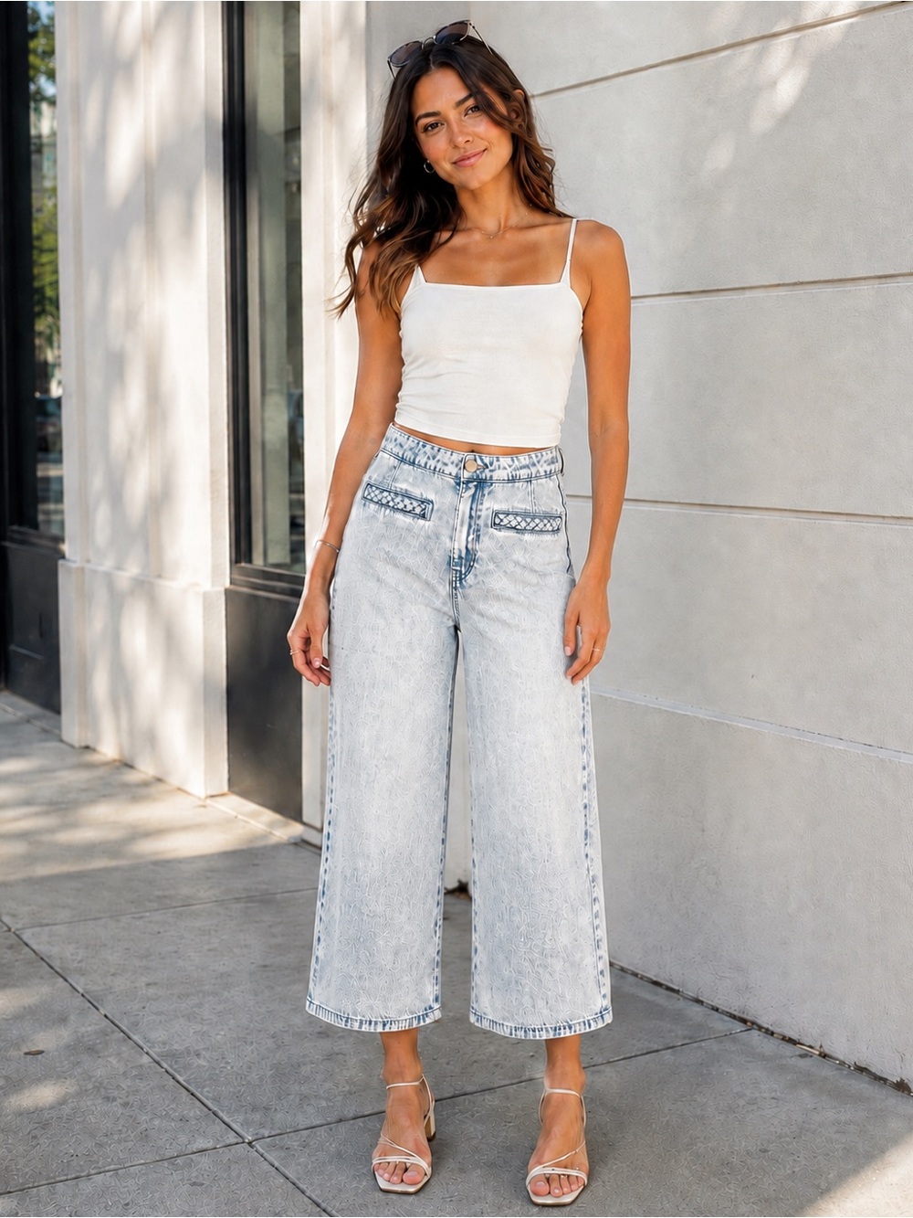 Michael Michael Kors Selma Crop Wide Leg Jeans Size 8 NWT Light Wash